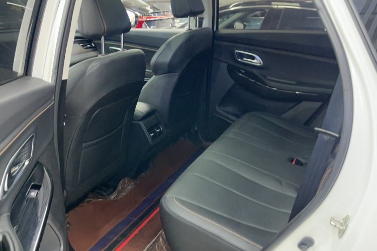 Used CHANGAN OSHAN X7 PLUS 2023 Enjoy Edition 1.5T Automatic Prestige Model Interior 3