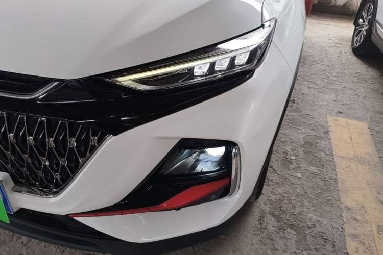 Used CHANGAN OSHAN X7 PLUS 2023 Enjoy Edition 1.5T Automatic Pilot Model 7 Seats Left Front Headlight