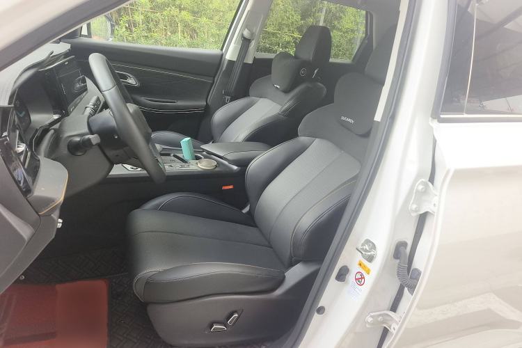 Used CHANGAN OSHAN X7 PLUS 2023 Enjoy Edition 1.5T Automatic Navigation Model Left Front Seat