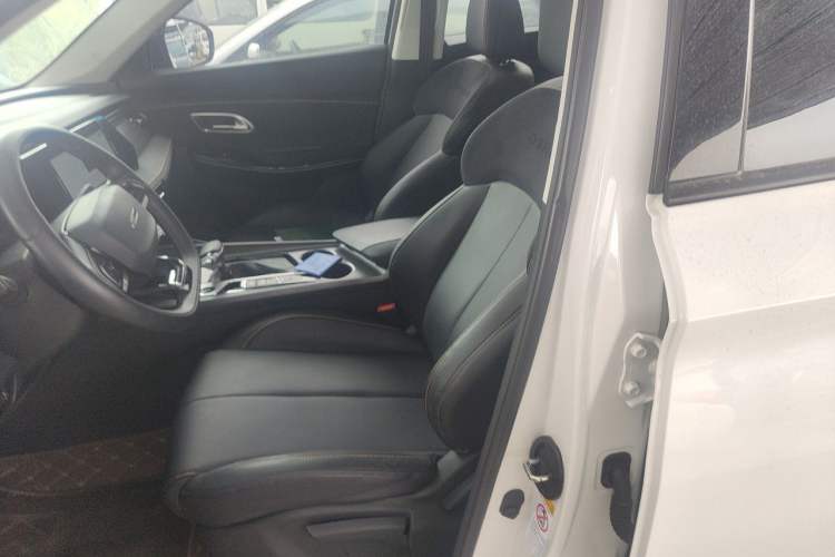Used CHANGAN OSHAN X7 PLUS 2023 Enjoy Edition 1.5T Automatic Smart Edition 7-Seater Left Front Seat