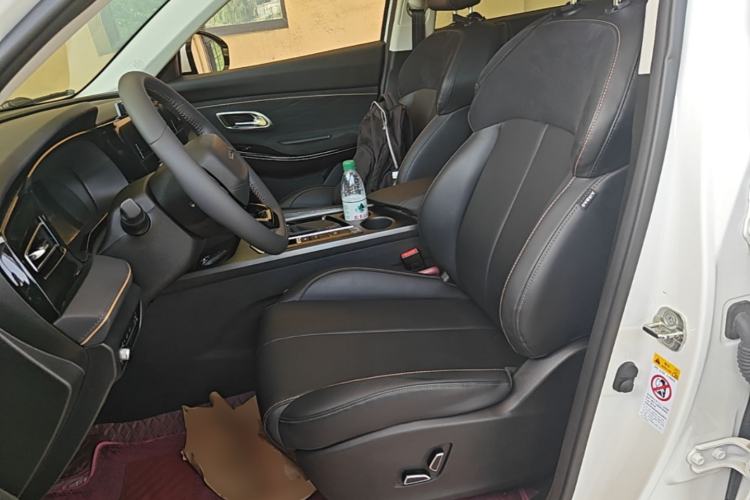 Used CHANGAN OSHAN X7 PLUS 2023 Enjoy Edition 1.5T Automatic Prestige 7-Seater Left Front Seat