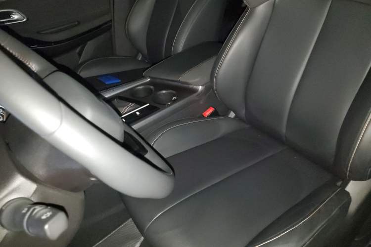 Used CHANGAN OSHAN X7 PLUS 2023 Enjoy Edition 1.5T Automatic Prestige Model Left Front Seat