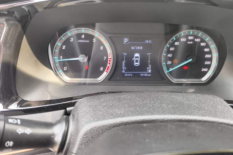 Used CHANGAN OSHAN X7 PLUS 2023 Enjoy Edition 1.5T Automatic Smart Version Odometer Close Up