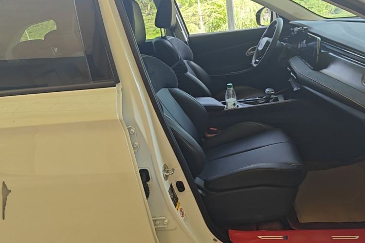 Used CHANGAN OSHAN X7 PLUS 2023 Enjoy Edition 1.5T Automatic Prestige 7-Seater Right Front Seat