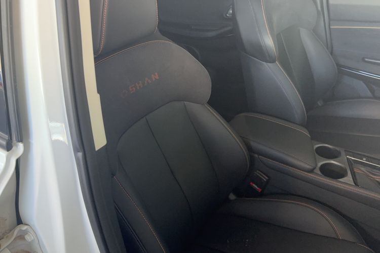 Used CHANGAN OSHAN X7 PLUS 2023 Enjoy Edition 1.5T Automatic Prestige Model Right Front Seat