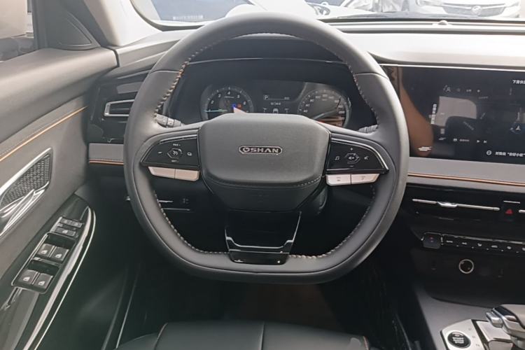 Used CHANGAN OSHAN X7 PLUS 2023 Enjoy Edition 1.5T Automatic Smart Edition 7-Seater Steering Wheel