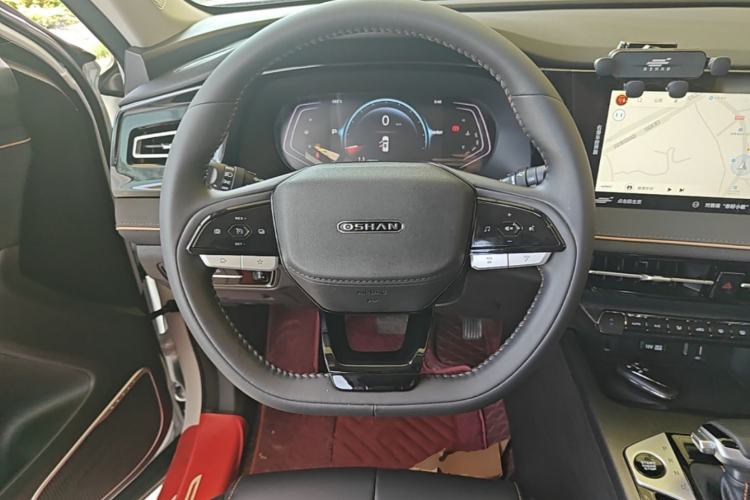Used CHANGAN OSHAN X7 PLUS 2023 Enjoy Edition 1.5T Automatic Prestige 7-Seater Steering Wheel