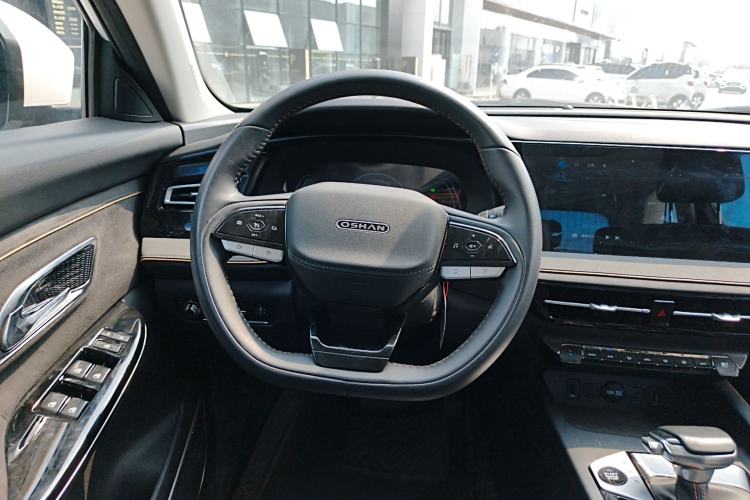 Used CHANGAN OSHAN X7 PLUS 2023 Enjoy Edition 1.5T Automatic Prestige 7-Seater Steering Wheel