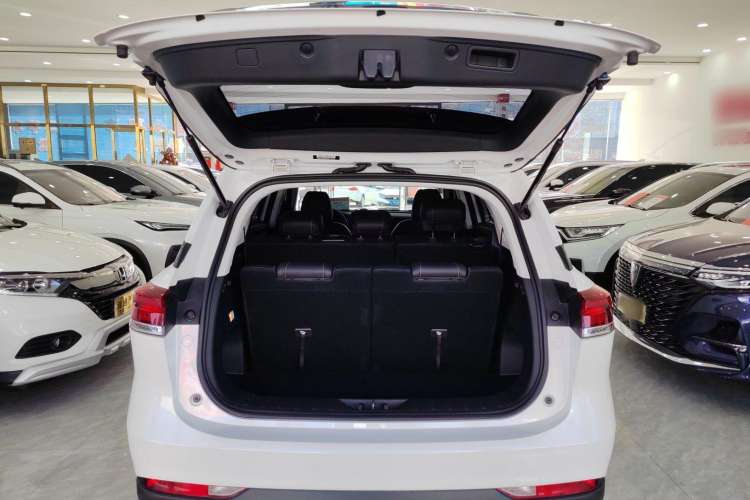 Used CHANGAN OSHAN X7 PLUS 2023 Enjoy Edition 1.5T Automatic Prestige 7-Seater Trunk
