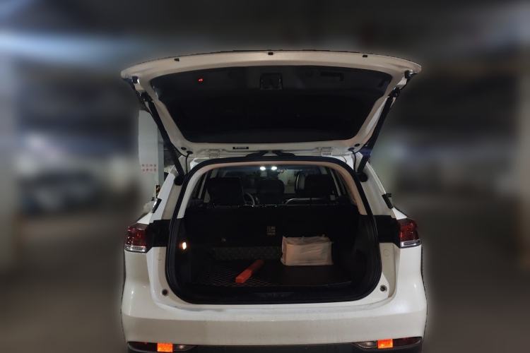 Used CHANGAN OSHAN X7 PLUS 2023 Enjoy Edition 1.5T Automatic Prestige Model Trunk