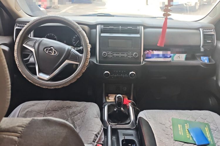 Used CHANGAN OSHAN X70A 2018 1.5L Manual Standard Edition Center Console
