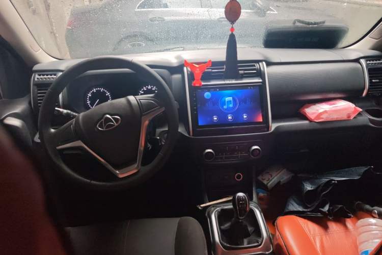 Used CHANGAN OSHAN X70A 2018 1.5L Manual Standard Edition Center Console