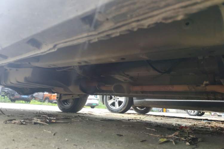 Used CHANGAN OSHAN X70A 2018 1.5L Manual Standard Edition Chassis Front Right