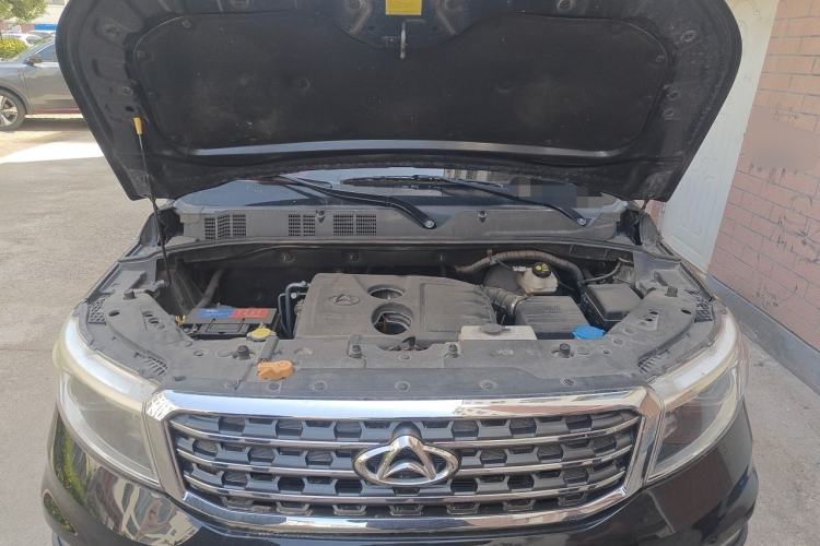 Used CHANGAN OSHAN X70A 2018 1.5L Manual Luxury Model Engine Bay