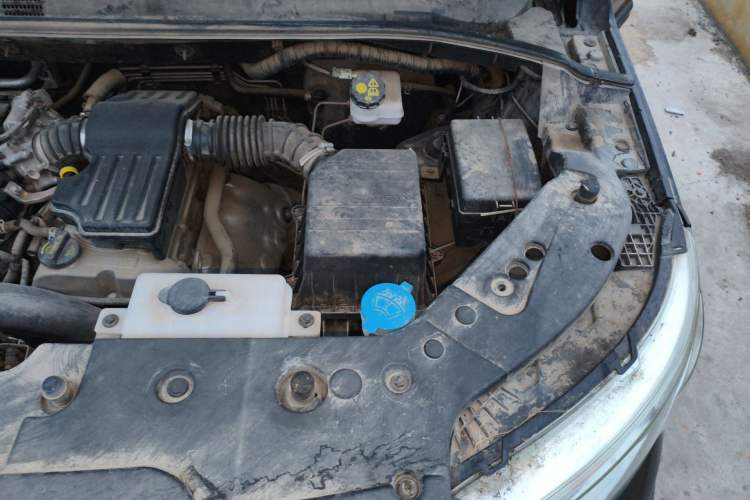 Used CHANGAN OSHAN X70A 2018 1.5L Manual Standard Edition Engine Bay Left