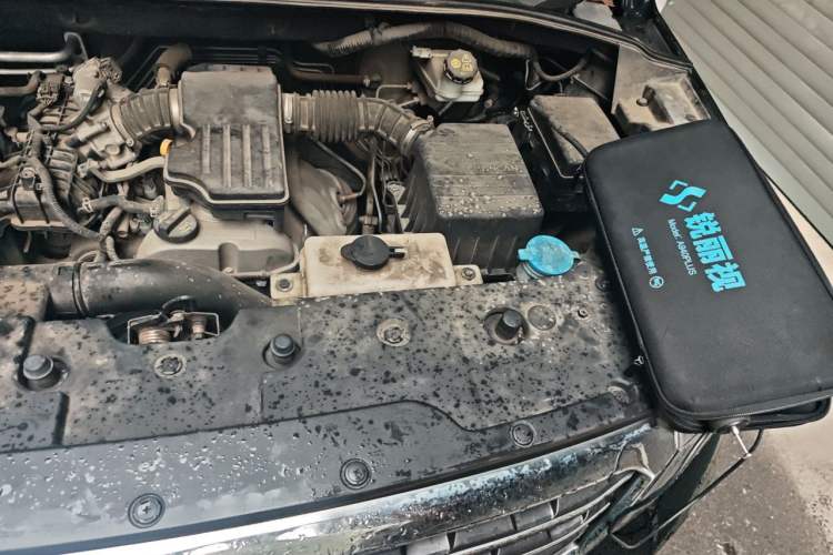 Used CHANGAN OSHAN X70A 2018 1.5L Manual Standard Edition Engine Bay Left