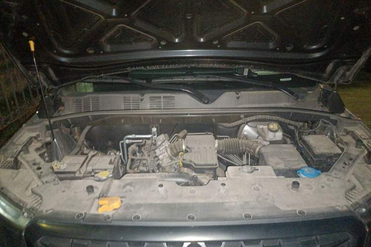 Used CHANGAN OSHAN X70A 2018 1.5L Manual Standard Edition Engine Bay