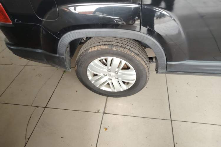 Used CHANGAN OSHAN X70A 2018 1.5L Manual Comfort Model Exterior 8