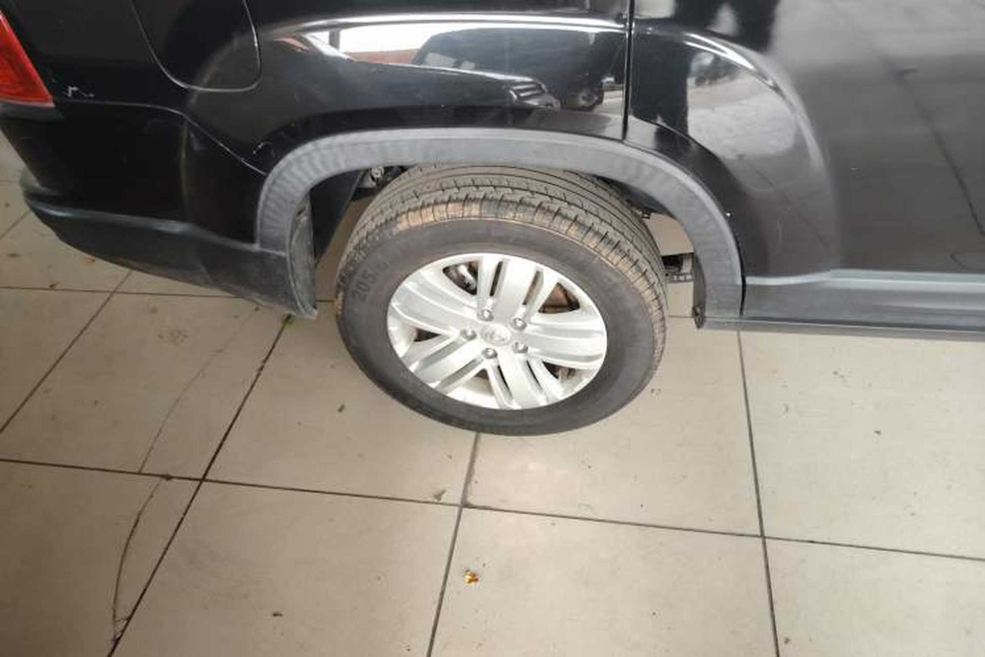 Used CHANGAN OSHAN X70A 2018 1.5L Manual Comfort Model Exterior 8