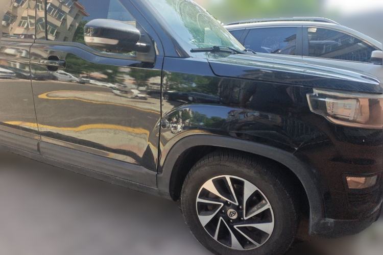 Used CHANGAN OSHAN X70A 2018 1.5L Manual Luxury Model Front Right 45 Deg