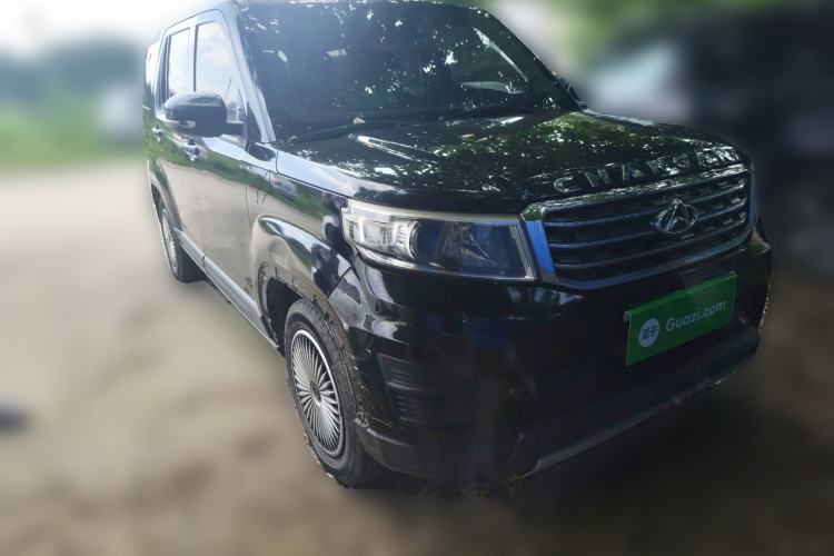 Used CHANGAN OSHAN X70A 2018 1.5L Manual Standard Edition Front Right 45 Deg