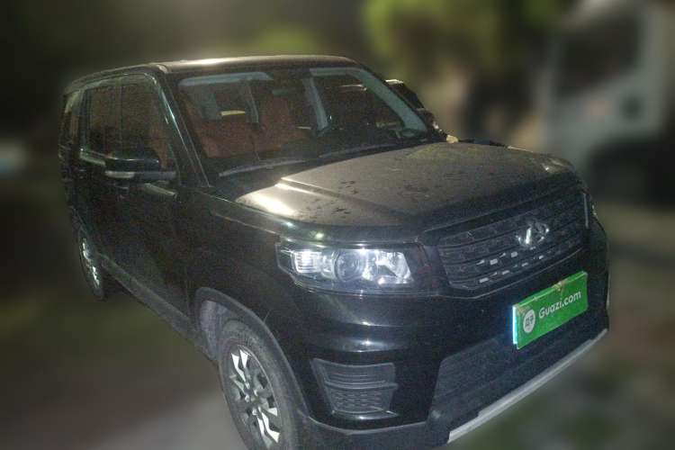 Used CHANGAN OSHAN X70A 2018 1.5L Manual Standard Edition Front Right 45 Deg