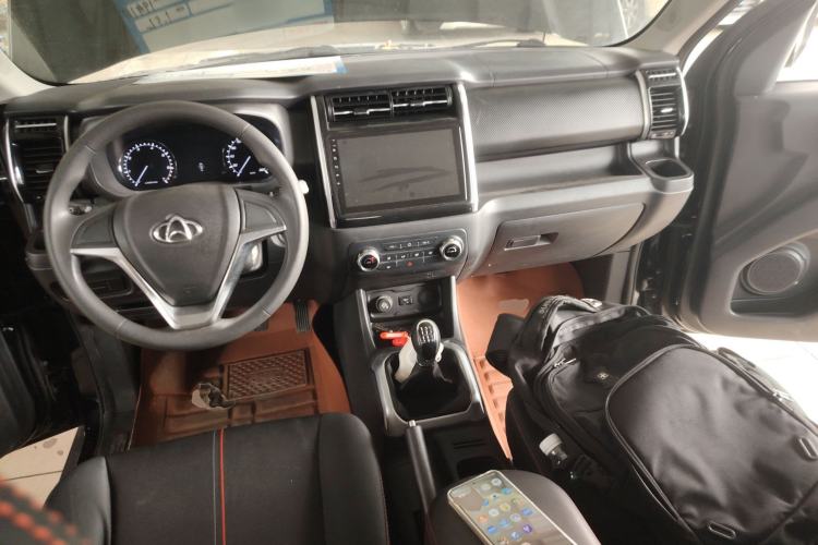 Used CHANGAN OSHAN X70A 2018 1.5L Manual Comfort Model Interior 2