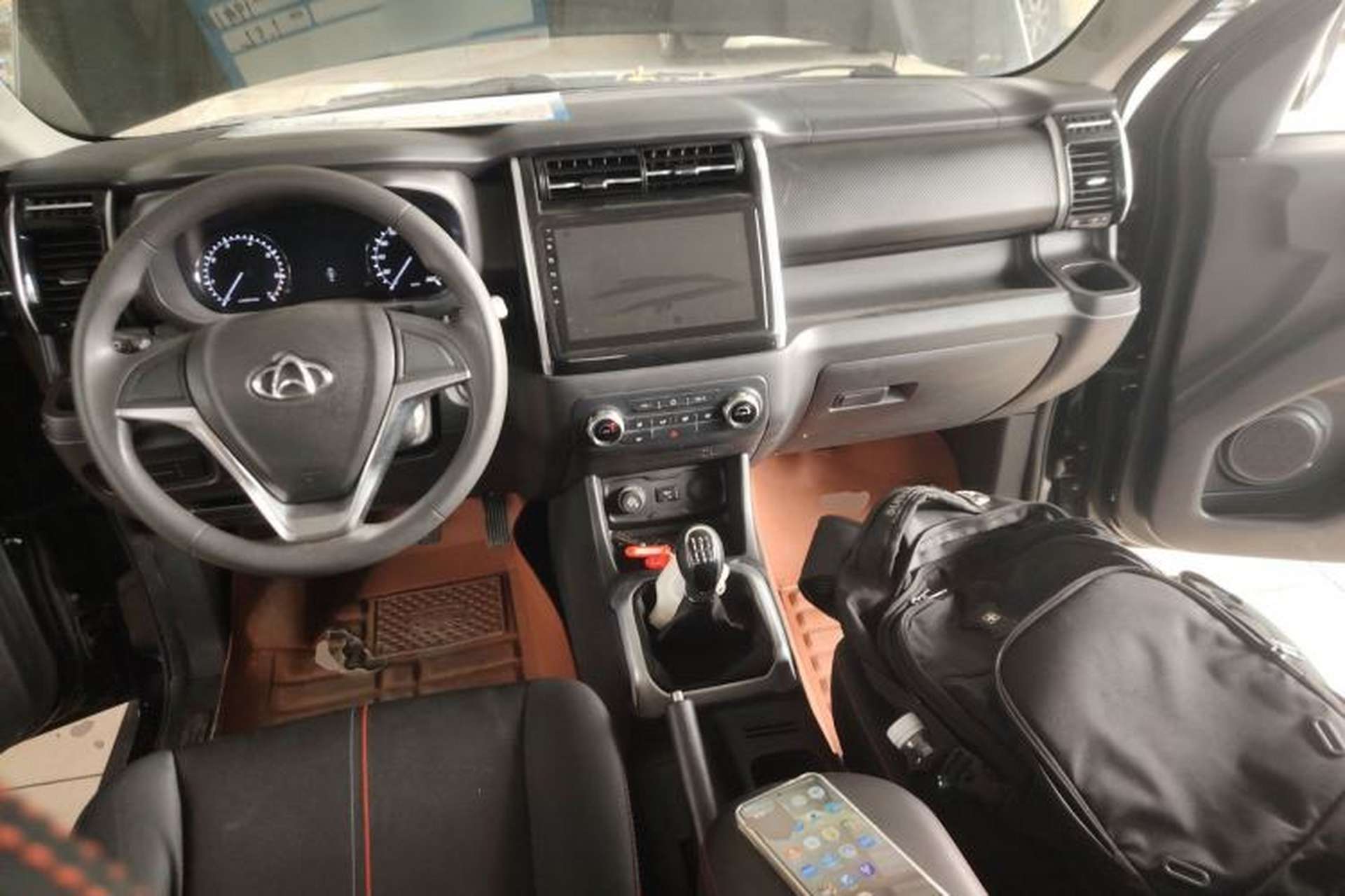 Used CHANGAN OSHAN X70A 2018 1.5L Manual Comfort Model Interior 2
