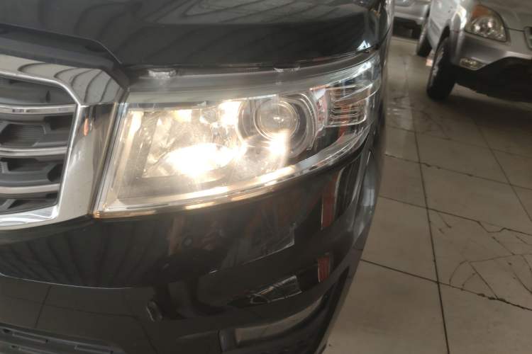 Used CHANGAN OSHAN X70A 2018 1.5L Manual Comfort Model Left Front Headlight