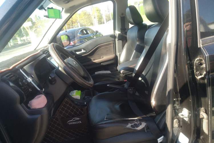 Used CHANGAN OSHAN X70A 2018 1.5L Manual Standard Edition Left Front Seat