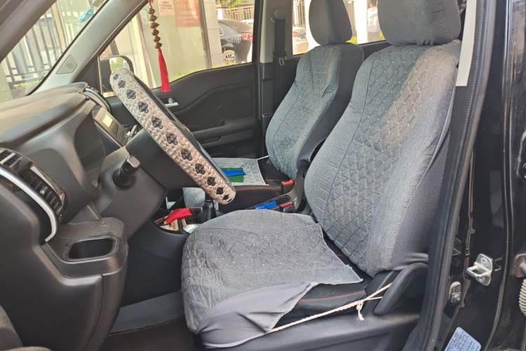 Used CHANGAN OSHAN X70A 2018 1.5L Manual Standard Edition Left Front Seat
