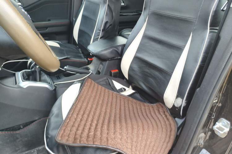 Used CHANGAN OSHAN X70A 2018 1.5L Manual Standard Edition Left Front Seat