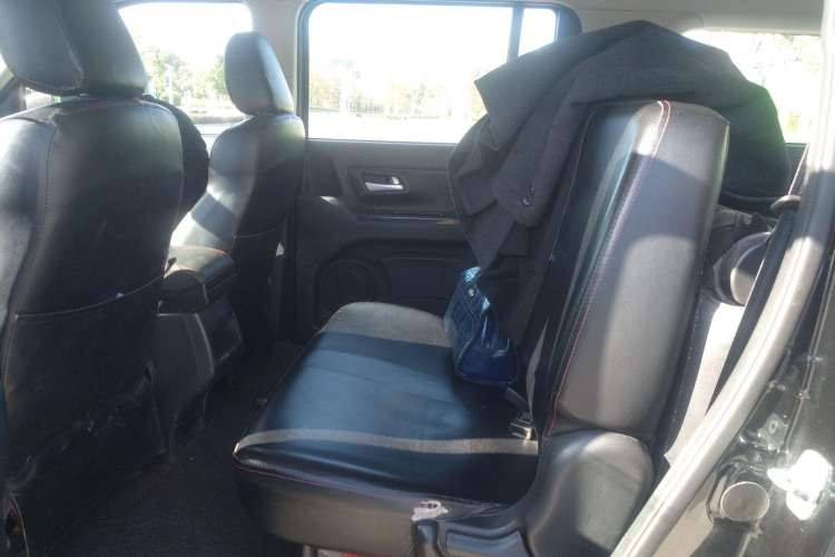 Used CHANGAN OSHAN X70A 2018 1.5L Manual Standard Edition Left Rear Seat