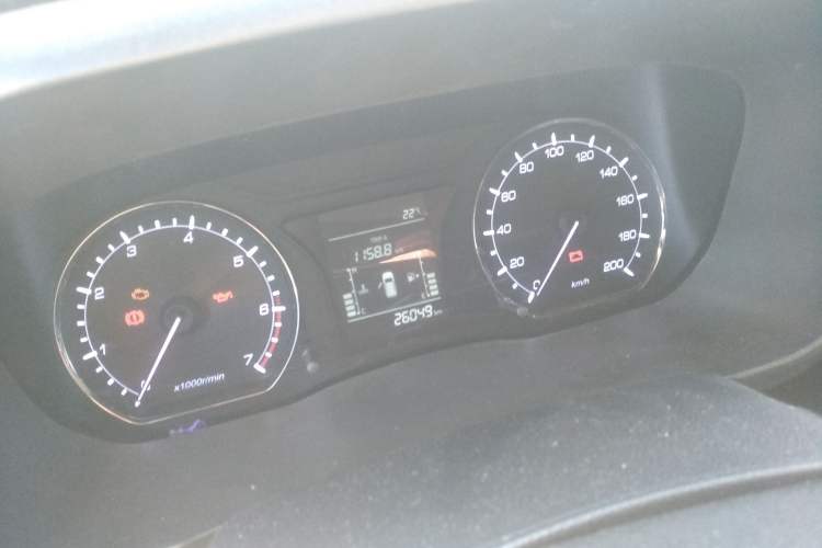 Used CHANGAN OSHAN X70A 2018 1.5L Manual Standard Edition Odometer Close Up