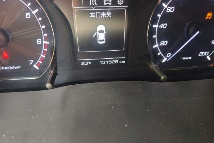 Used CHANGAN OSHAN X70A 2018 1.5L Manual Luxury Model Odometer Close Up