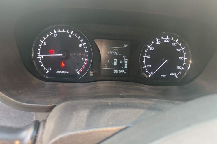 Used CHANGAN OSHAN X70A 2018 1.5L Manual Comfort Model Odometer Close Up