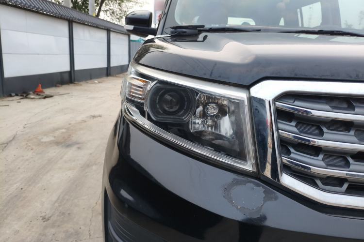 Used CHANGAN OSHAN X70A 2018 1.5L Manual Standard Edition Right Front Headlight
