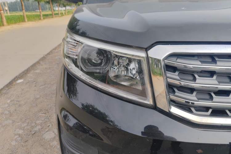 Used CHANGAN OSHAN X70A 2018 1.5L Manual Standard Edition Right Front Headlight