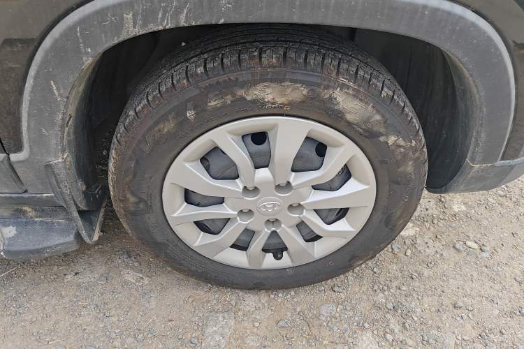 Used CHANGAN OSHAN X70A 2018 1.5L Manual Standard Edition Right Front Wheel Hub