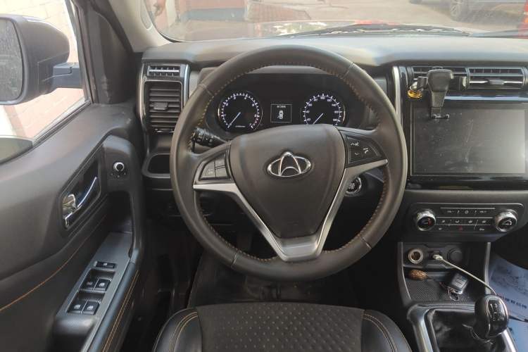 Used CHANGAN OSHAN X70A 2018 1.5L Manual Luxury Model Steering Wheel