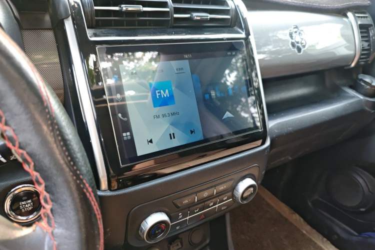 Used CHANGAN OSHAN X70A 2018 1.5L Manual Luxury Model Audio And AC Panel