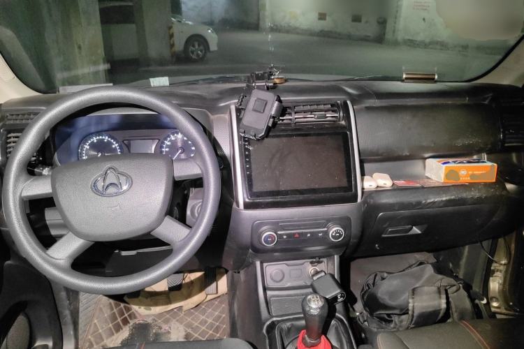 Used CHANGAN OSHAN X70A 2018 1.5L Manual Base Version Center Console