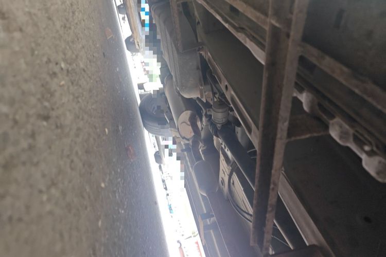 Used CHANGAN OSHAN X70A 2018 1.5L Manual Standard Edition Chassis Front Right