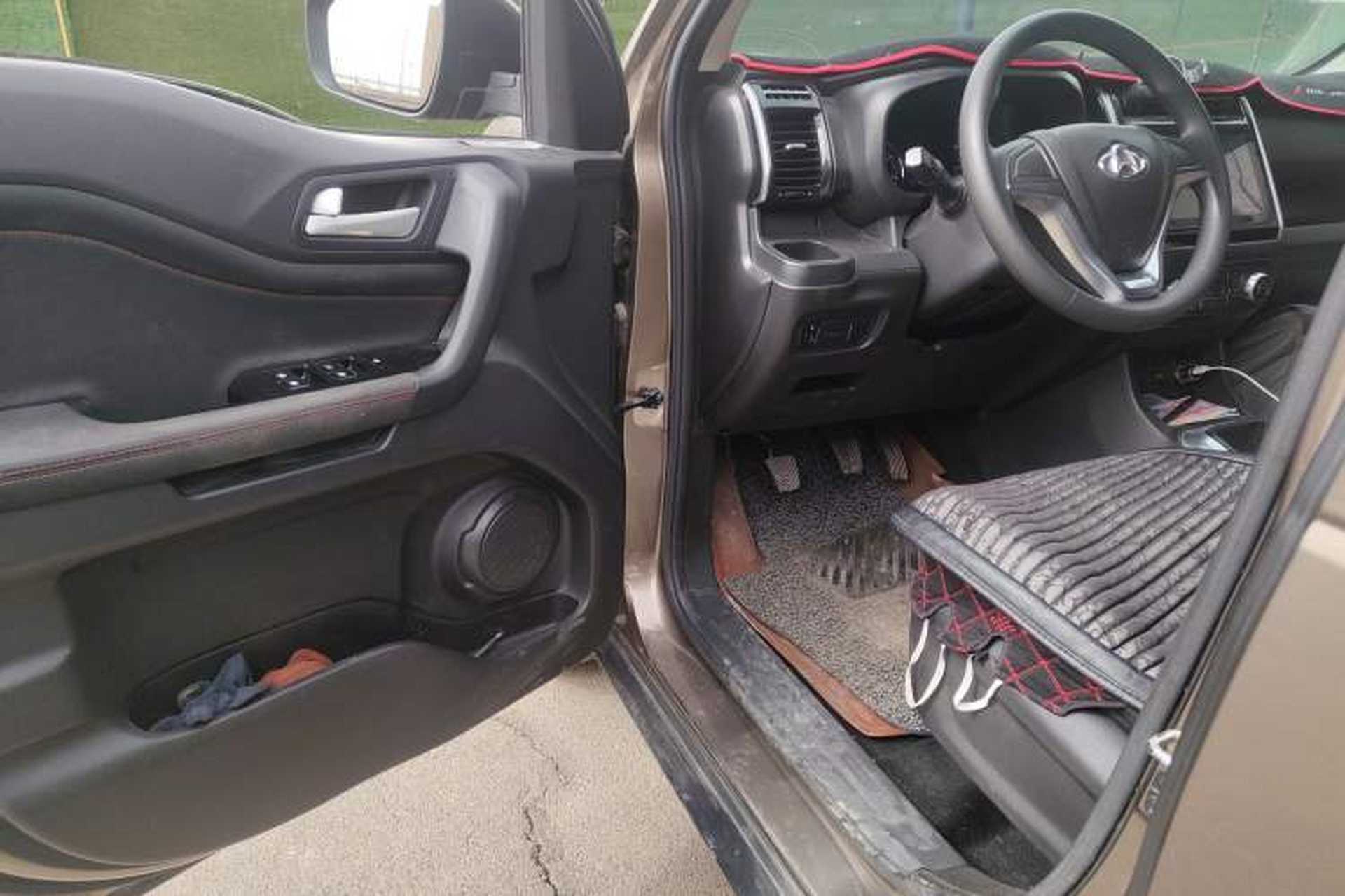 Used CHANGAN OSHAN X70A 2018 1.5L Manual Standard Edition Driver Seat