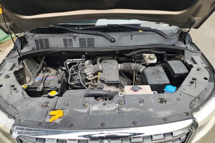 Used CHANGAN OSHAN X70A 2018 1.5L Manual Standard Edition Engine Bay