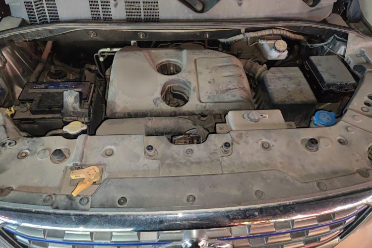 Used CHANGAN OSHAN X70A 2018 1.5L Manual Luxury Model Engine Bay