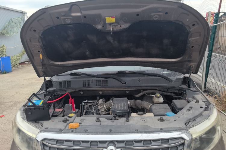 Used CHANGAN OSHAN X70A 2018 1.5L Manual Standard Edition Engine Bay