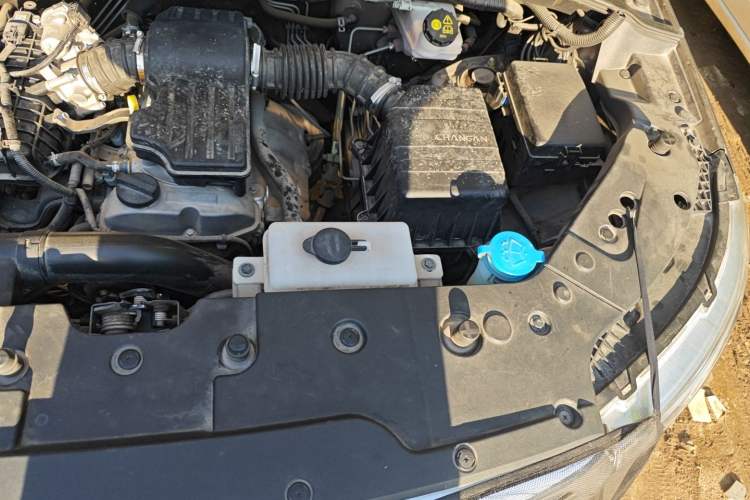 Used CHANGAN OSHAN X70A 2018 1.5L Manual Standard Edition Engine Bay Left