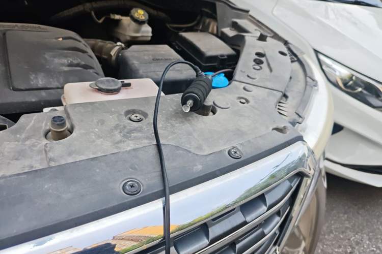Used CHANGAN OSHAN X70A 2018 1.5L Manual Luxury Model Engine Bay Left
