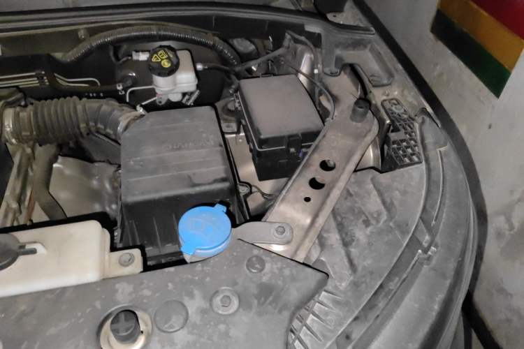 Used CHANGAN OSHAN X70A 2018 1.5L Manual Base Version Engine Bay Left
